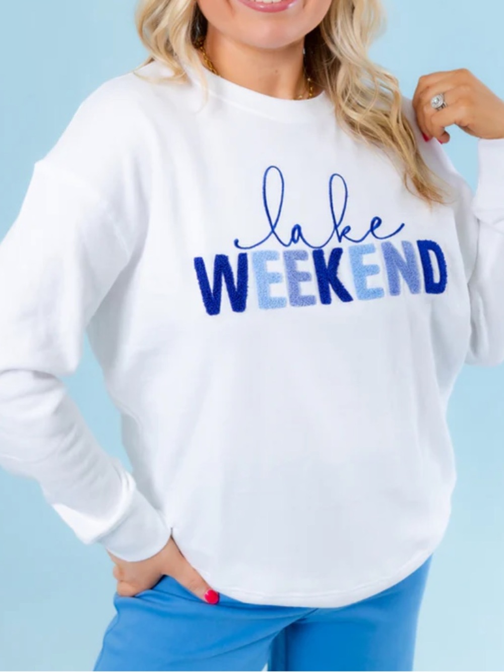 Shiraleah Lake Weekend Sweatshirt White Blue Chenille Pullover S